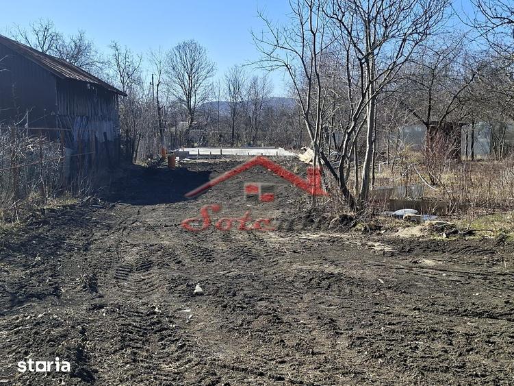 Teren de 1042 mp, în Cornu