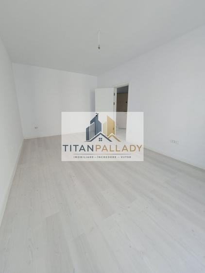 Apartament cu 3 camere decomandat în Theodor Pallady