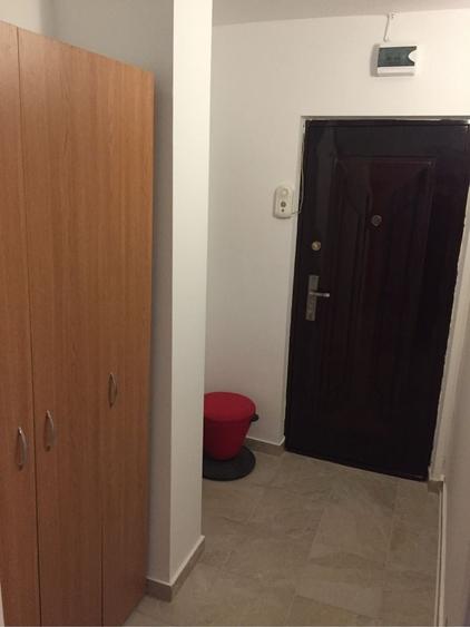 Garsonieră semidecomandată în Rovine