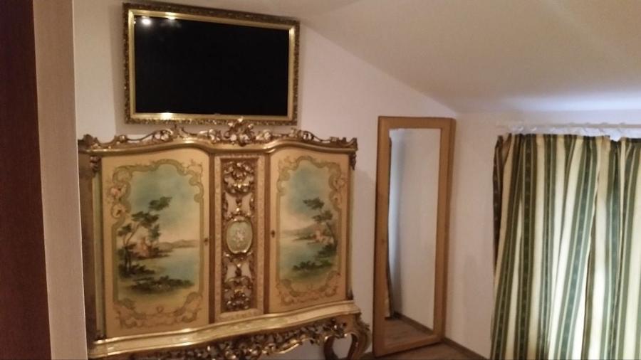 Casă cu 4 camere în Vasile Alecsandri