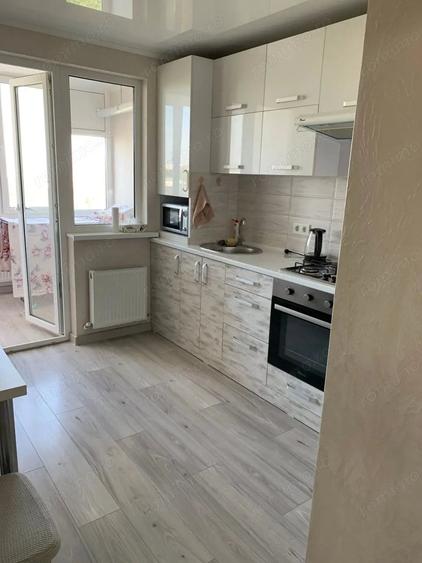 Apartament cu 2 camere decomandat în Cetății