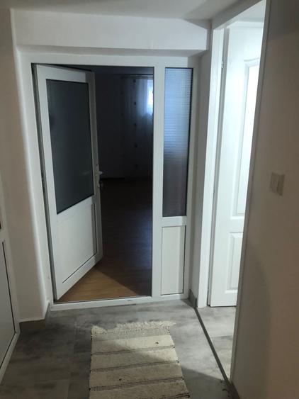 Casă cu 9 camere cu Canalizare în Agigea