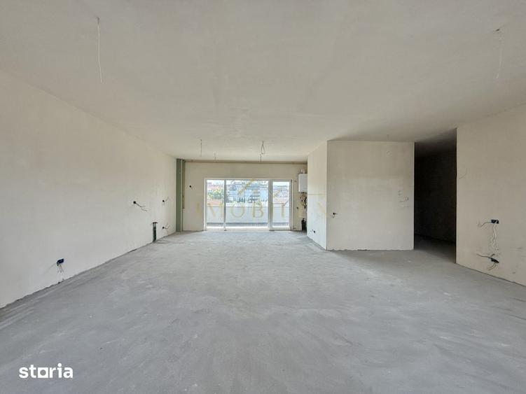 Apartament cu 4 camere în Bună Ziua