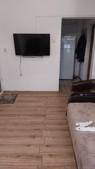 Apartament cu 2 camere semidecomandat în Hipodrom