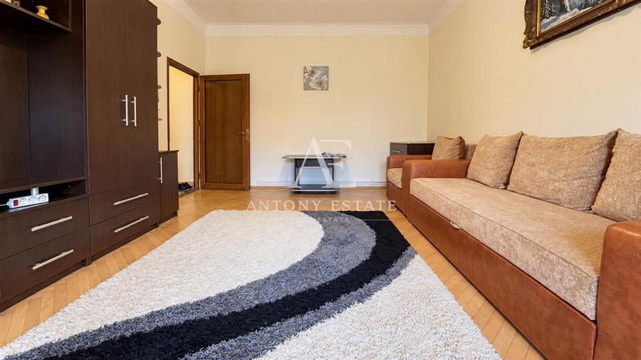 Apartament cu 2 camere decomandat în Ultracentral