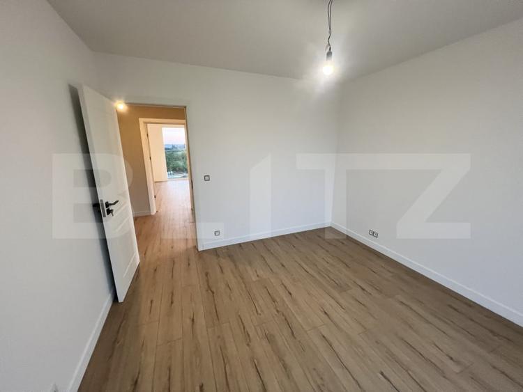 Casă individuală cu 4 camere cu Teren 500 Mp în Exterior Est