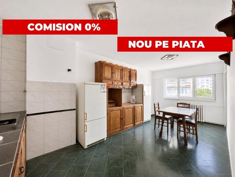 Apartament cu 3 camere semidecomandat în Gorjului