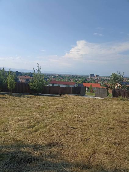Teren Construcții intravilan de 1000 mp, în Periferie