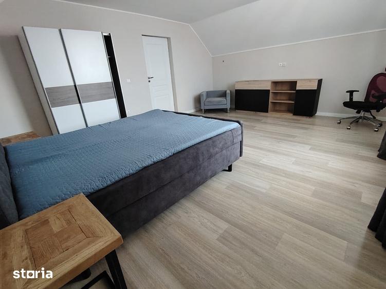 Apartament cu 3 camere semidecomandat în Florești
