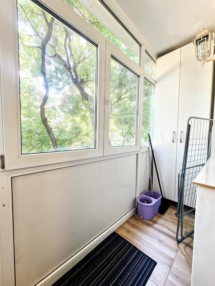 Apartament cu 2 camere decomandat în Victoriei