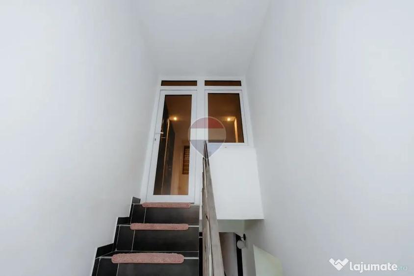 Casă cu 5 camere cu Teren 1800 Mp în Udeni-Zăvoi