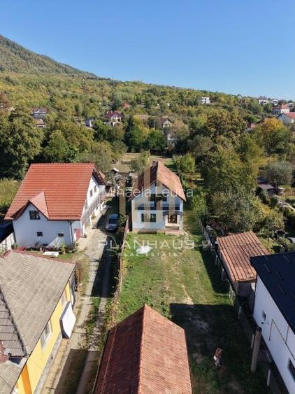 VILĂ P+1 SEMIFINISATĂ | 180 MP UTILI | TEREN 1.233 MP | VALE LA LIMITA PROPRIE
