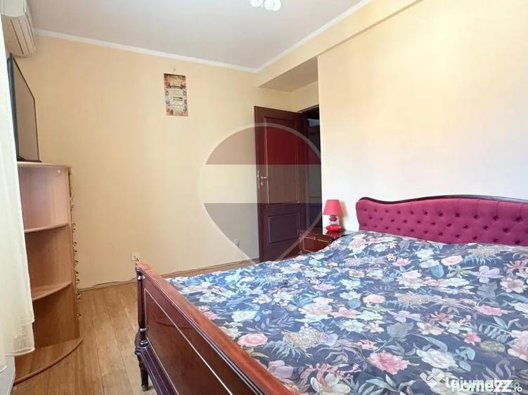 Apartament cu 4 camere decomandat în Fundeni