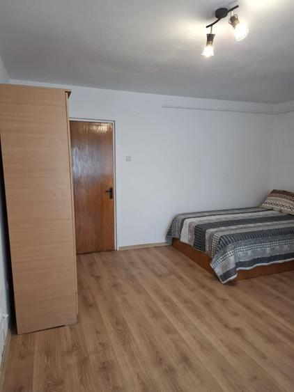 Garsonieră semidecomandată în Radu Negru
