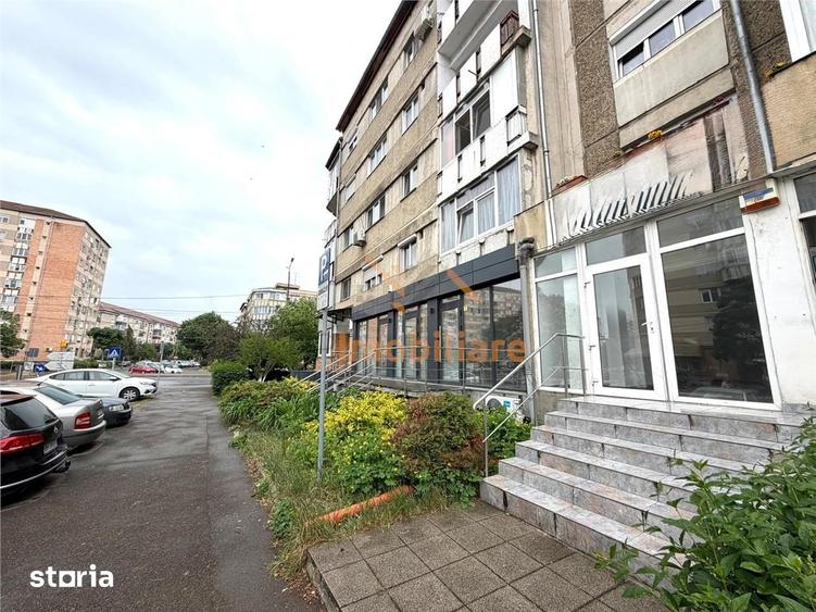 SPATIU COMERCIAL DE INCHIRIAT | 50 MP UTILI | DECEBAL | ORADEA - 1