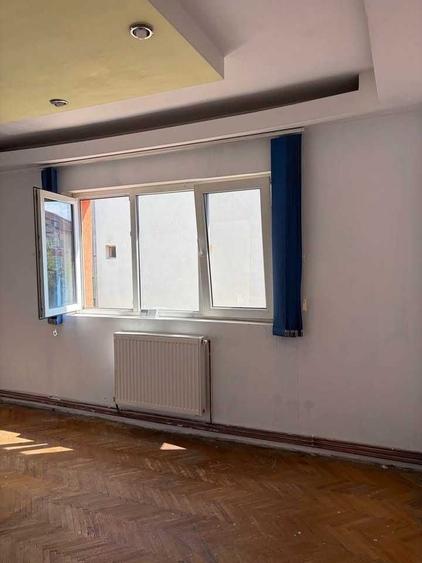 Apartament cu 2 camere semidecomandat în Șagului