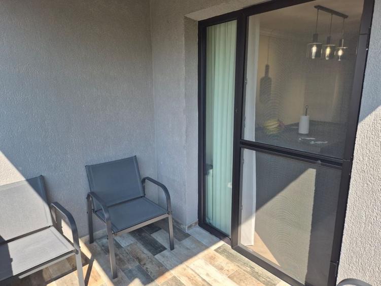 Apartament cu 4 camere decomandat în Rogerius