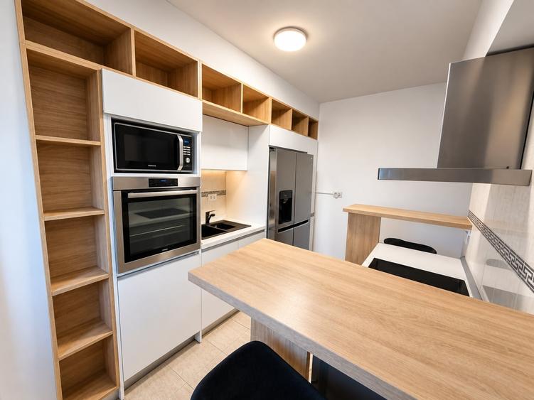 Apartament cu 4 camere decomandat, mobilat în Nicolina