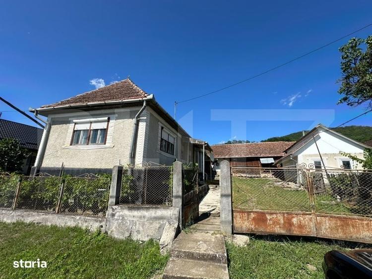 Casă cu 4 camere în Liviu Rebreanu