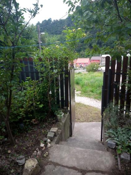 Casă cu 2 camere în Central