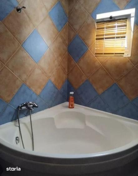 Apartament cu 3 camere în Plopilor