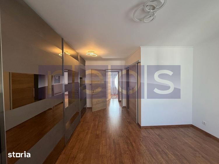 Apartament cu 3 camere, mobilat în Băneasa