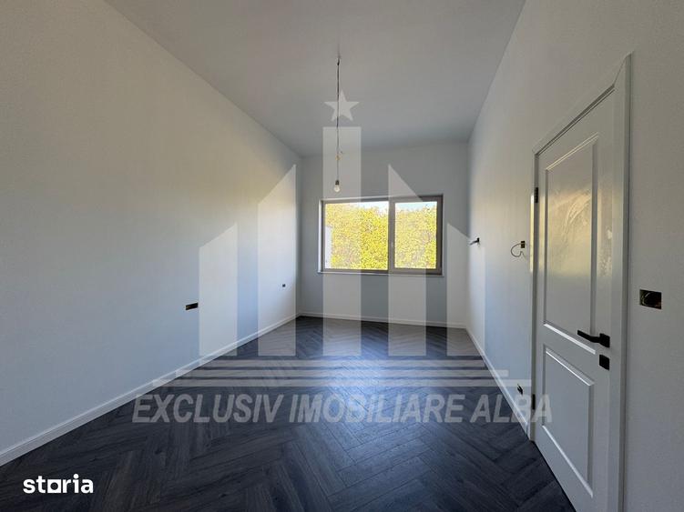 Casă cu 6 camere cu Teren 995 Mp în Central