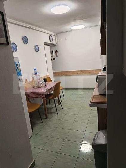 Apartament cu 2 camere semidecomandat, mobilat în Central