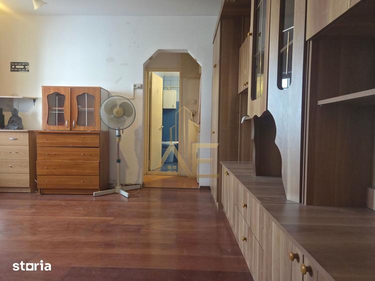 Apartament cu 2 camere semidecomandat în Republicii