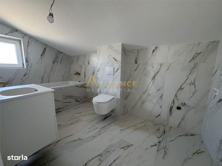 Casă cu 4 camere cu Teren 370 Mp în Vidra