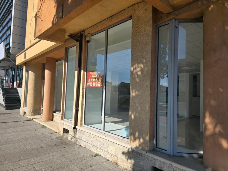 Spațiu comercial, de 185 mp, în Delfinariu