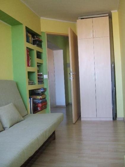Garsonieră decomandată în Nufărul