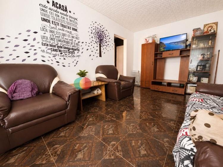 Apartament cu 3 camere, mobilat în Pantelimon