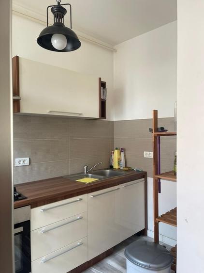 Apartament cu 2 camere decomandat în Dumbrăvița