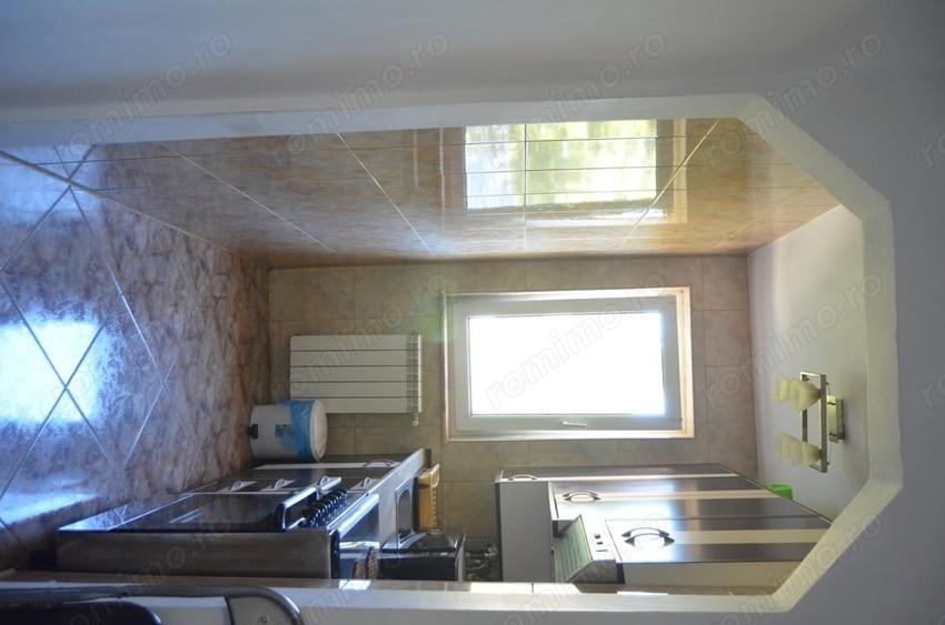 Apartament cu 2 camere decomandat în Predeal