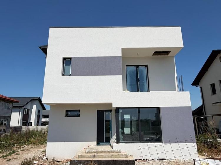 Casă cu 3 camere cu Teren 380 Mp în Berceni