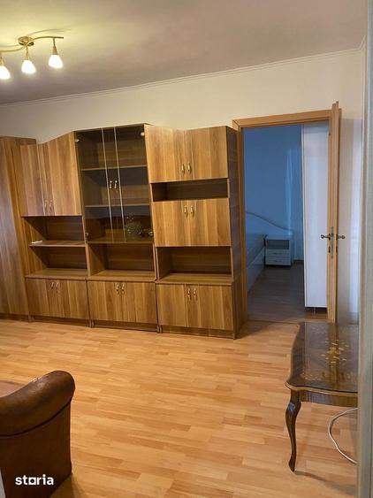 Apartament cu 2 camere decomandat în Rogerius