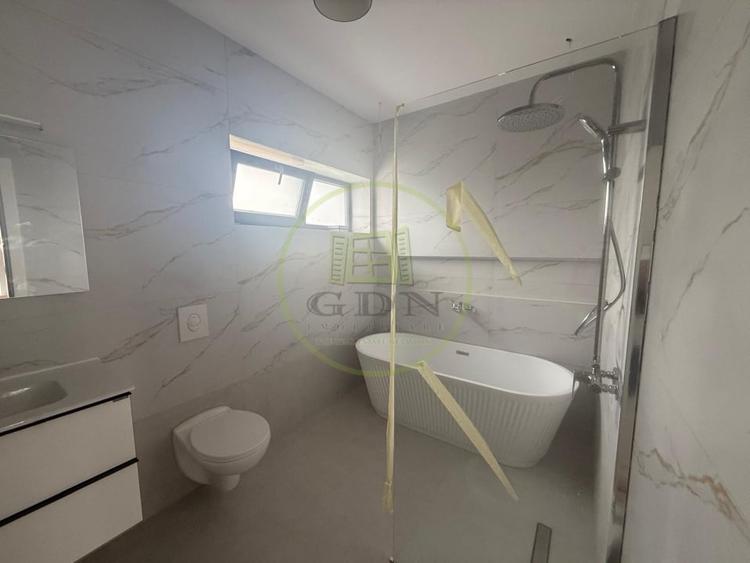 Casă individuală cu 3 camere cu Teren 300 Mp în Pielești