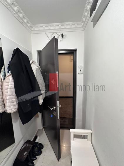 Garsonieră decomandată în Decebal