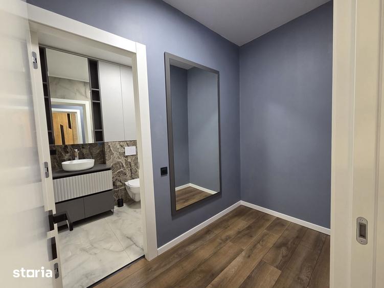 Casă cu 4 camere cu Teren 160 Mp în Central