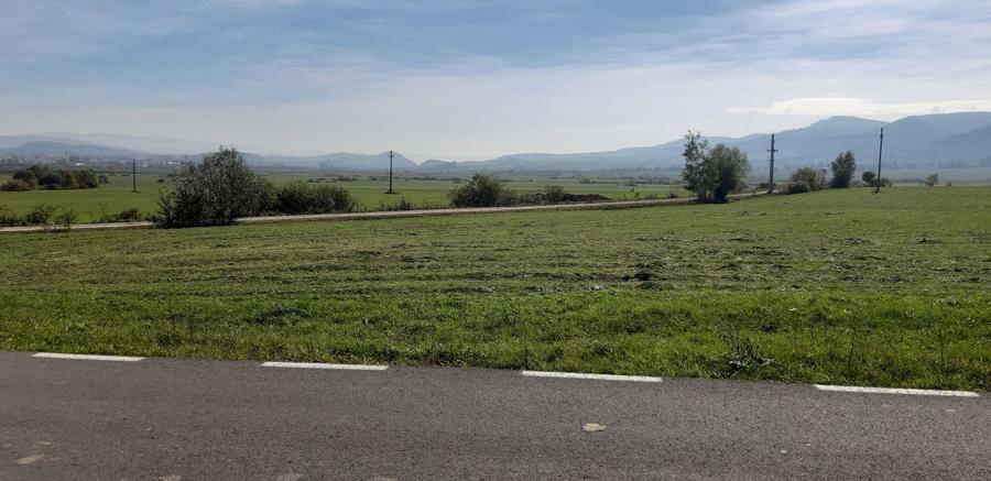 Teren extravilan de 9200 mp, în Băile Miercurea