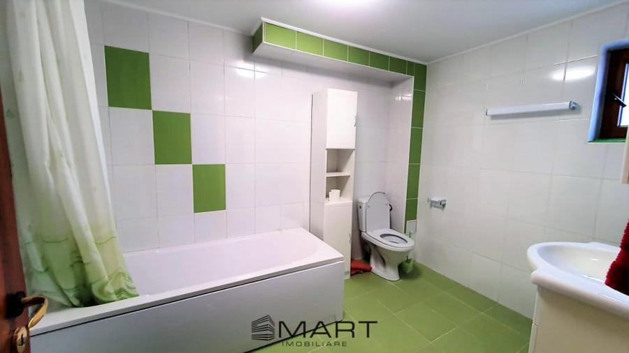 Spațiu comercial, de 60 mp, în Central