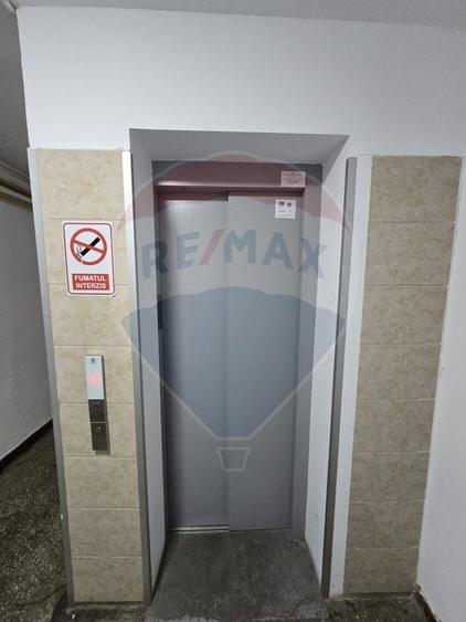 Apartament cu 2 camere semidecomandat în Crângași