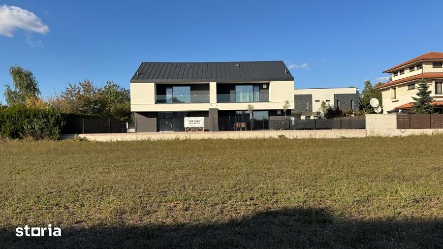 Casă cu 4 camere cu Teren 275 Mp în Corbeanca