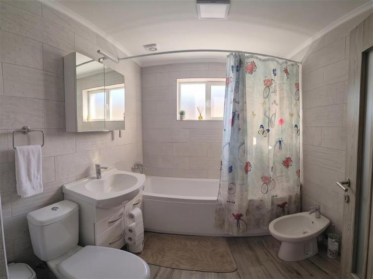 Apartament cu 2 camere decomandat, mobilat în Burdujeni