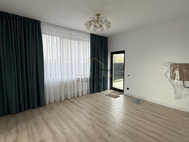Casă individuală cu 4 camere cu Teren 250 Mp în Clinceni