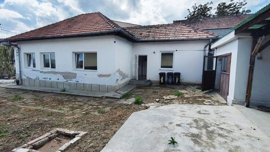Teren Construcții intravilan de 2108 mp, în Dâmbul Rotund