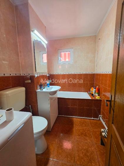 Apartament cu 2 camere decomandat în Răcădău