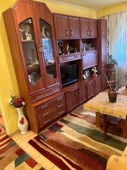 Apartament cu 4 camere decomandat în Micro 15