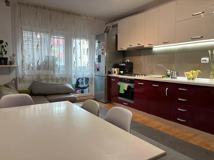 Apartament cu 2 camere decomandat în Mărăști